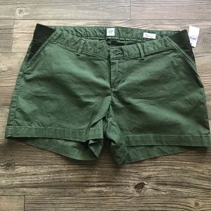 GAP Maternity Shorts NWT Sz 8